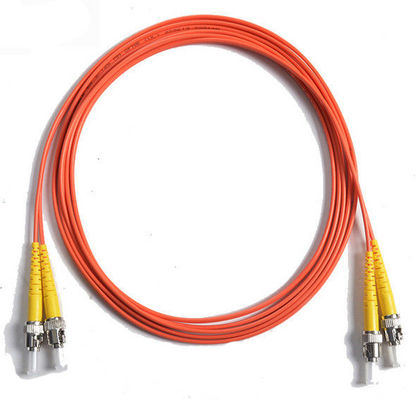 62.5 / 125 het Duplex Oranje Koord van het Vezel Optische Flard, 5Mtrs-pvc Lc aan Sc-Vezelkabel 1310nm/1550nm-Golflengte leverancier